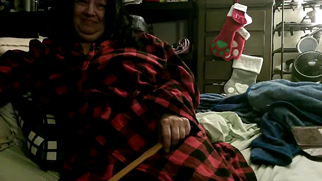 WHITEDAROSE live sex cam