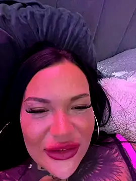 _MelinaCurves_ live sex cam