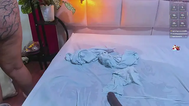 Amberluy's Stripchat show and profile