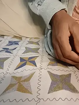 SIMMIKM live sex cam