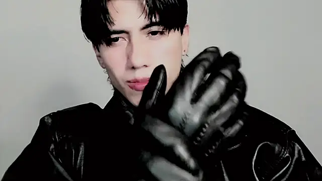 Alex_bdsmz live sex cam