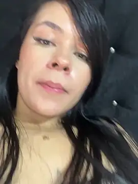 LhanaRiviera live sex cam