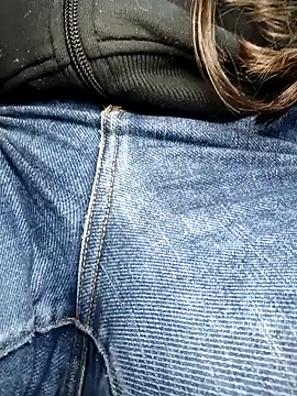 Vale_Saenzz live sex cam