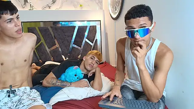 IMPERIO_ROMANO live sex cam