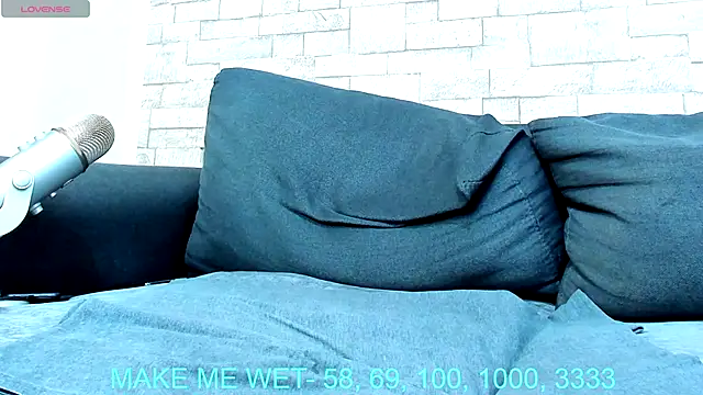 nefirtiti live sex cam