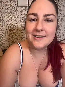 Lacey-BBW live sex cam