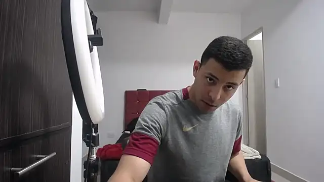 yohacriss live sex cam