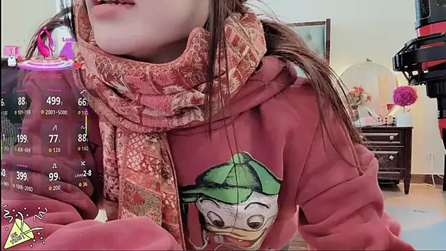 Caryln-Bun live sex cam