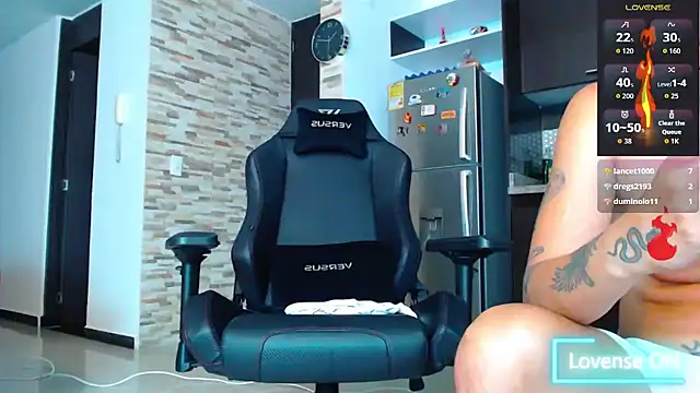 Lobito_xxxl live sex cam