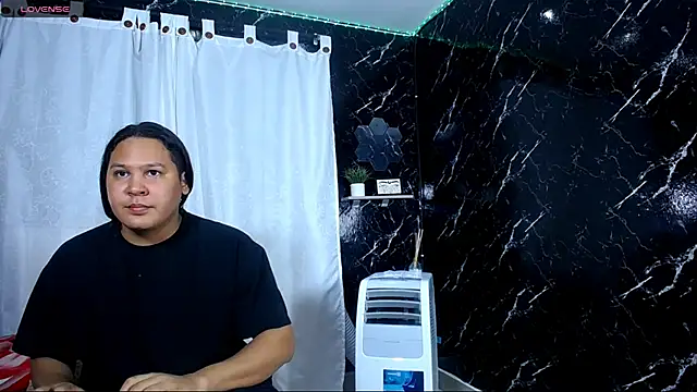 junaiker_roa live sex cam