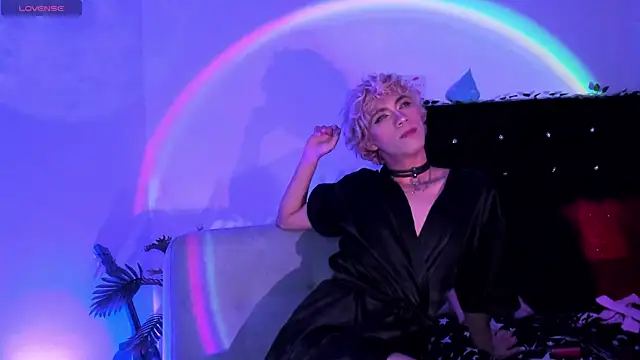 Cooperrosscute233 live sex cam