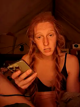 GoldenFlameGoddess live sex cam