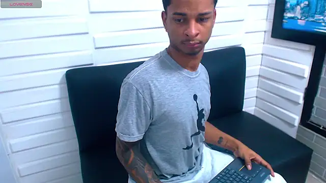 TimmCloud live sex cam