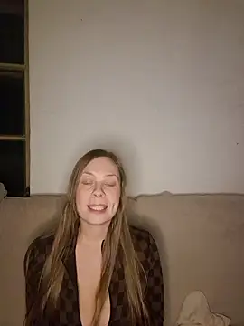 katiestevens live sex cam