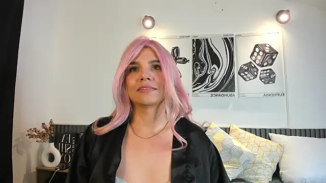 Cloe_Bonne live sex cam