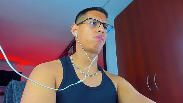 _John_Boy_'s Stripchat show and profile