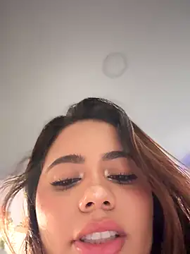 Aryrosee live sex cam