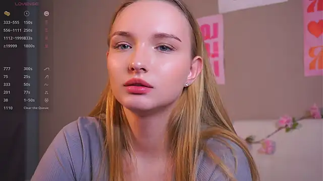 GiannaNolton live sex cam