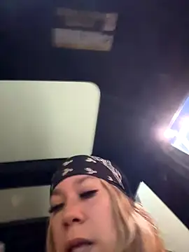 Bigbuttbrooklynn live sex cam