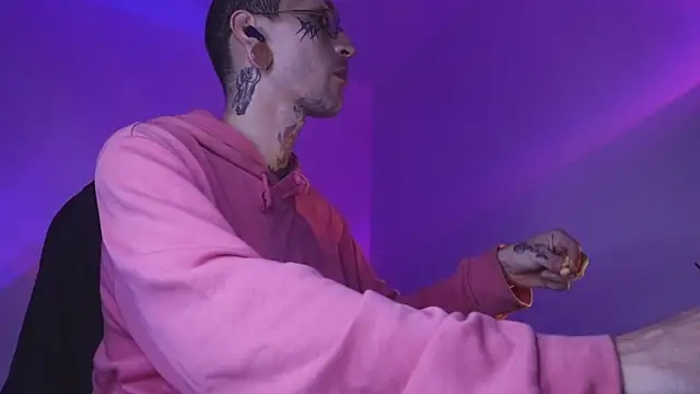 TokyoHatsumoto live sex cam