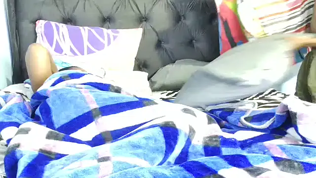 Dandelion_enigman live sex cam