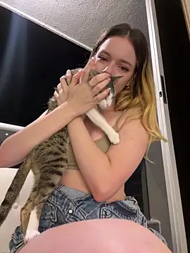 NicoleCut live sex cam