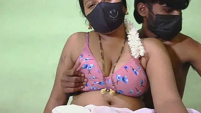 KannadaTamilSexyCouples live sex cam