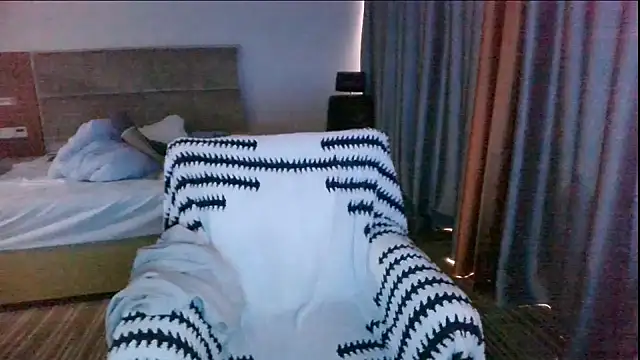 Tsia-Die live sex cam