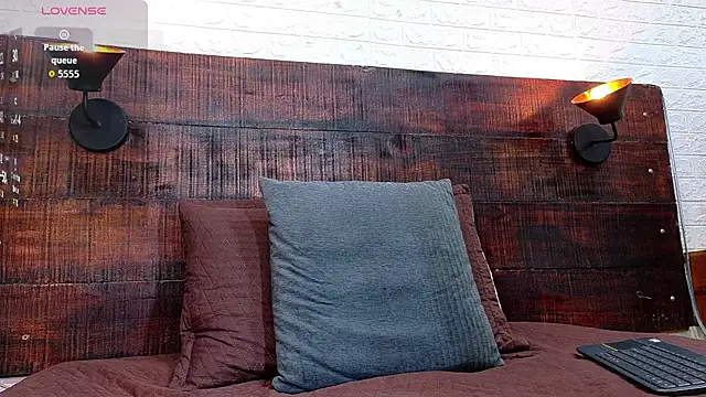 JhosuaVega live sex cam