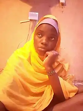 cute_naimah live sex cam