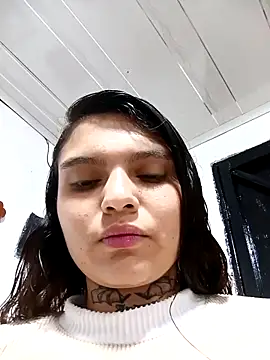 Alis_1327 live sex cam