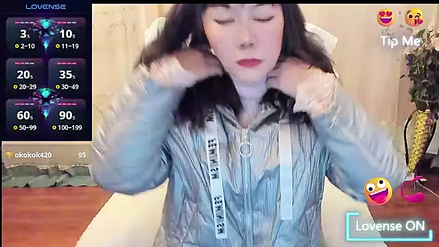 Pennyee live sex cam