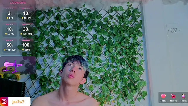 Levii_Ackermann live sex cam