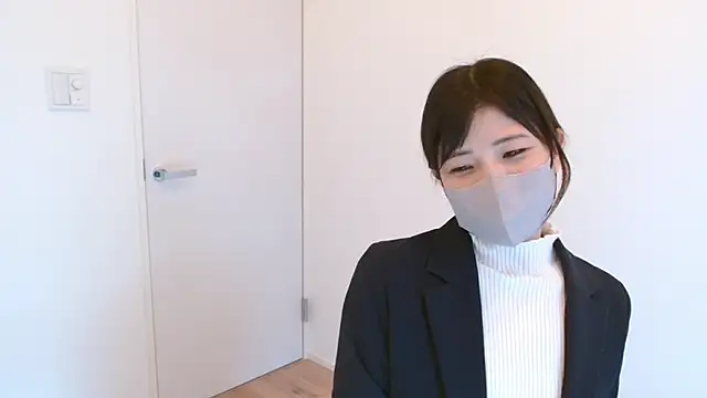 mayumichan13 live sex cam