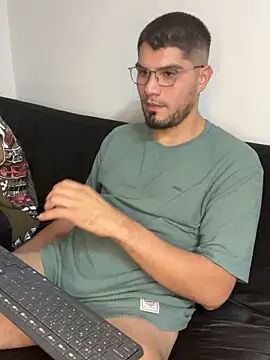 mirallesandbig live sex cam