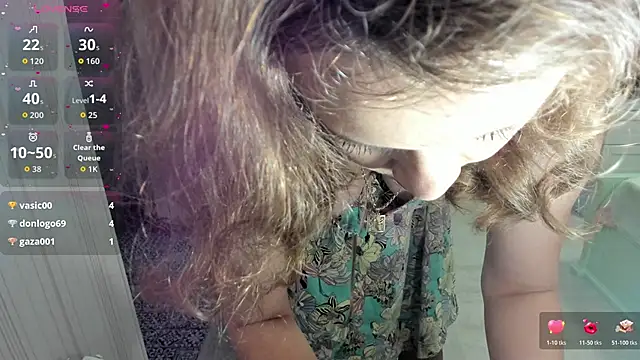 A_L_I_N_A live sex cam