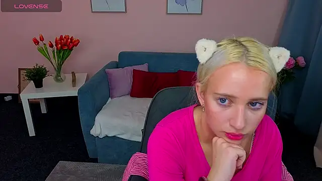 AuroraSkyee live sex cam