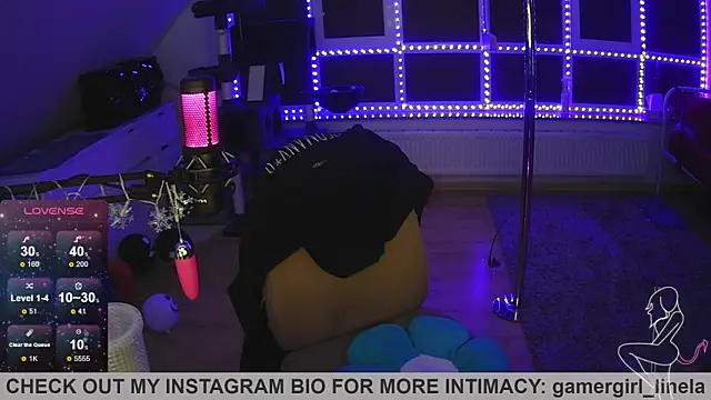 Gamergirl-Linela live sex cam