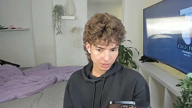 santy-kitty live sex cam