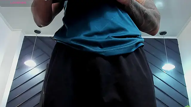 marco_garciia_ live sex cam