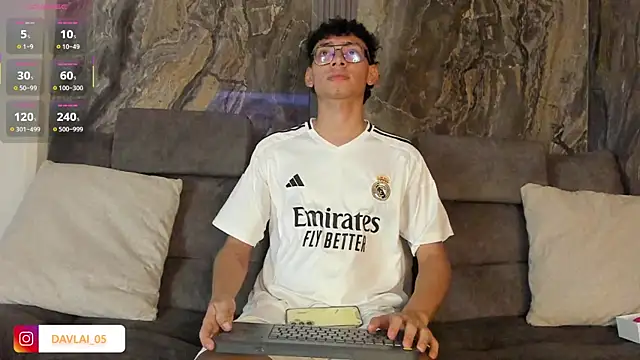 Daviid_laidd live sex cam