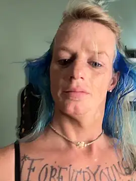 Cutetrans90's Stripchat show and profile