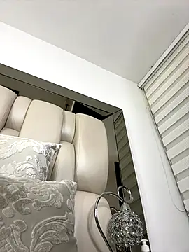 ALISSON_FOXXX1 live sex cam