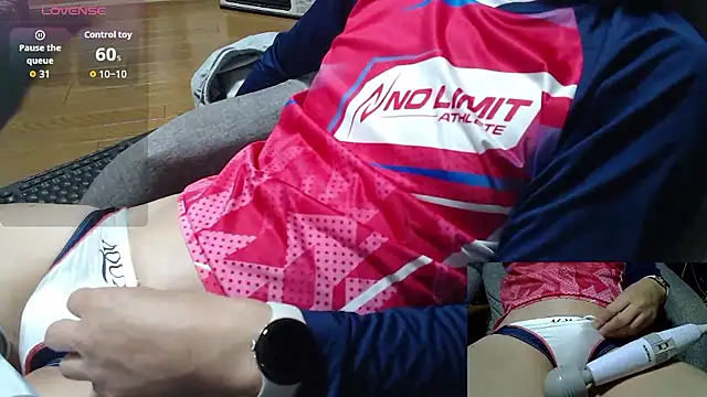 Yasu2000 live sex cam