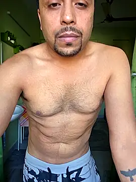 BindaasBong live sex cam