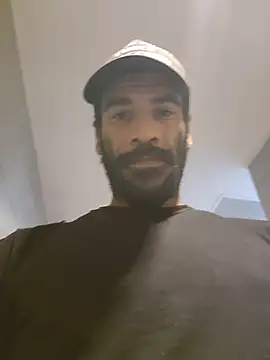 GuyInNY live sex cam