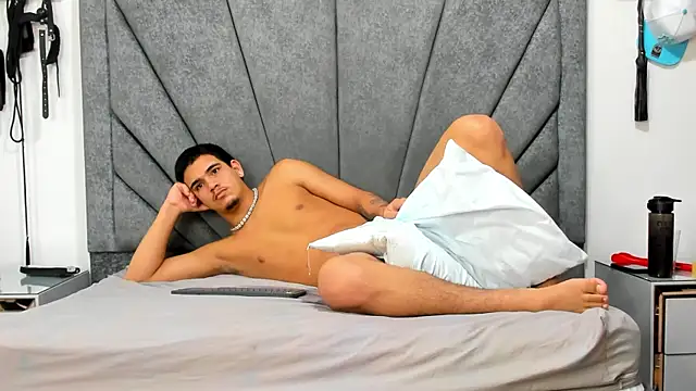 KamilaAndJavier live sex cam