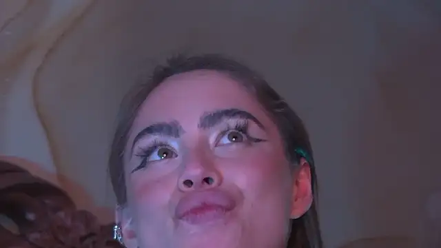 Amanda_River live sex cam