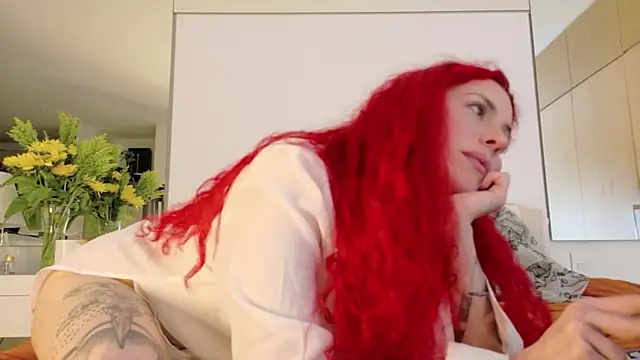 Borbala_Iggy's Stripchat show and profile