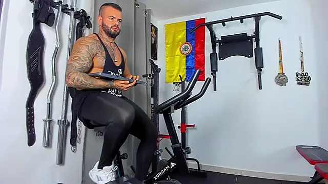 Johnnygrayson1 live sex cam